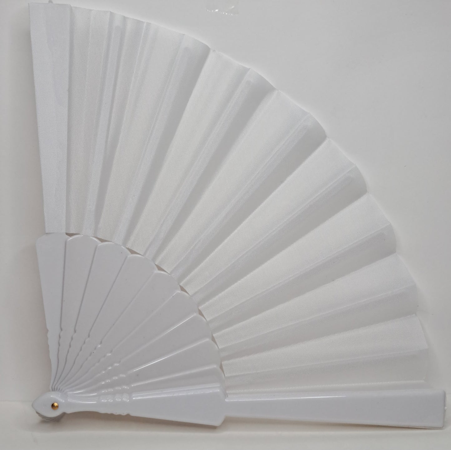 White fan