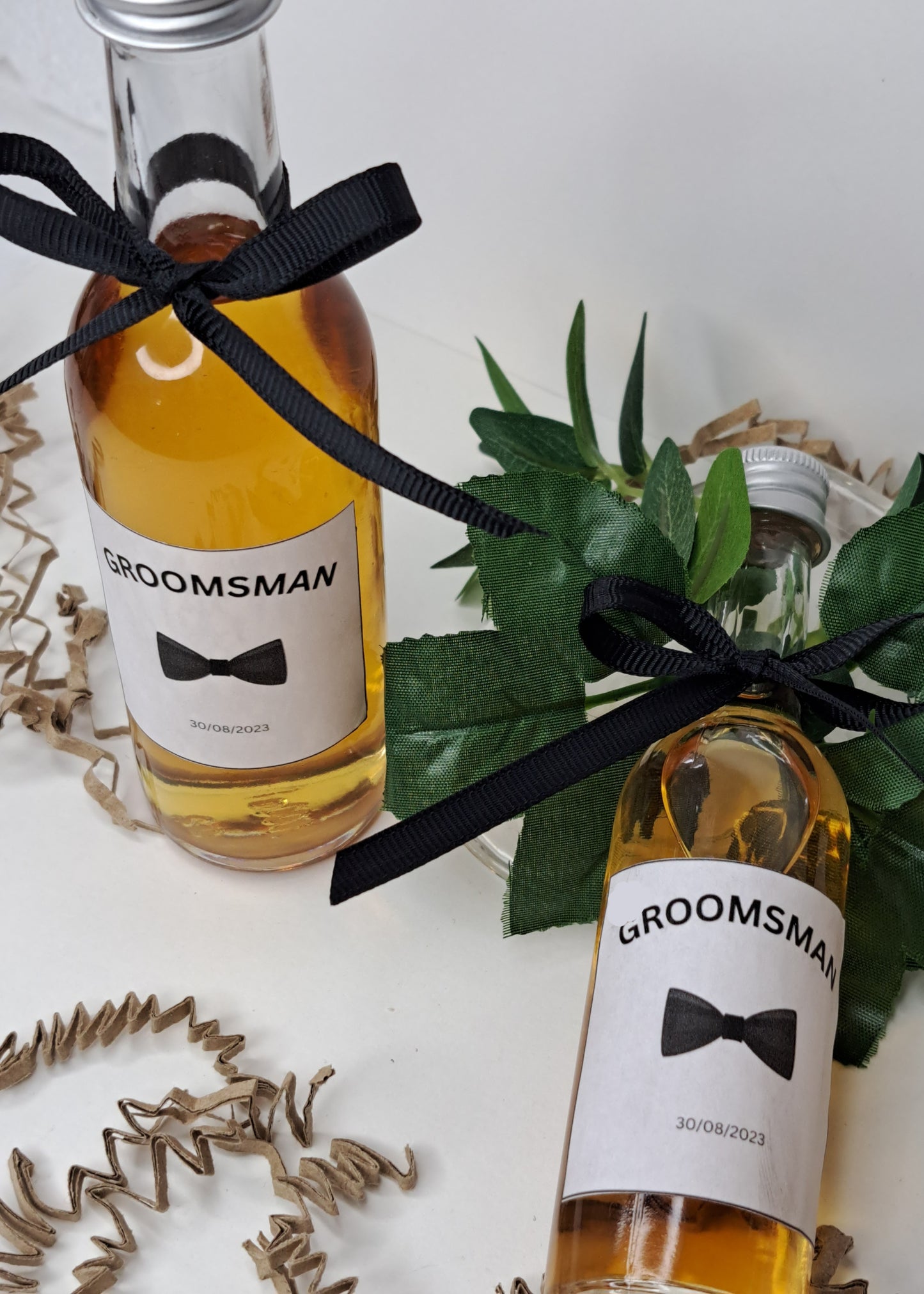Μπουκάλια με Wiskey (2 μεγέθη)