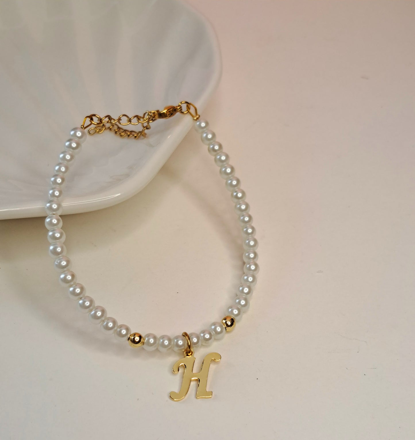 Gold Initial Pearl Bracelets(14 options)