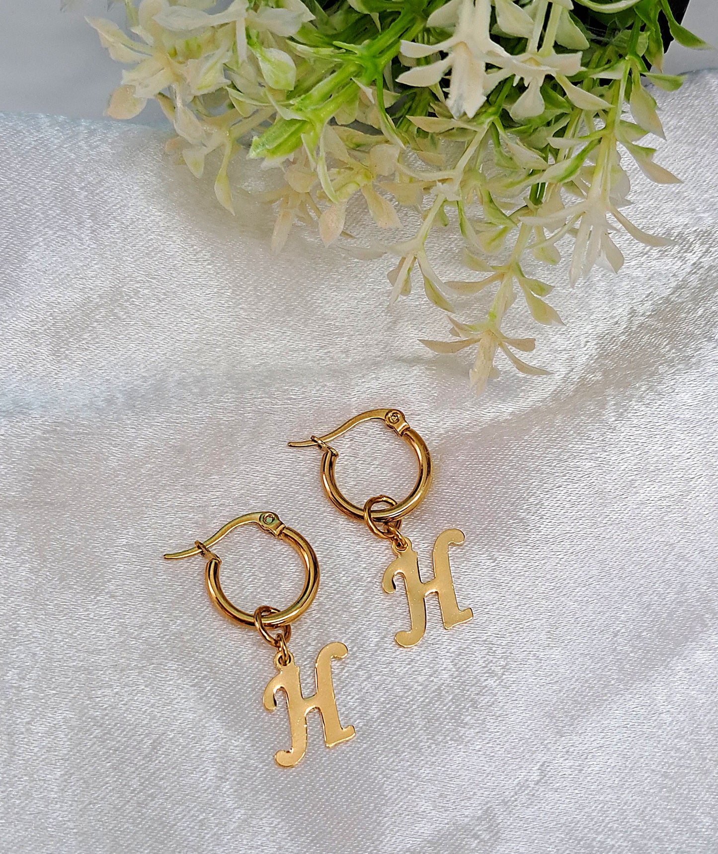 Initial gold hoop earrings(14 options)