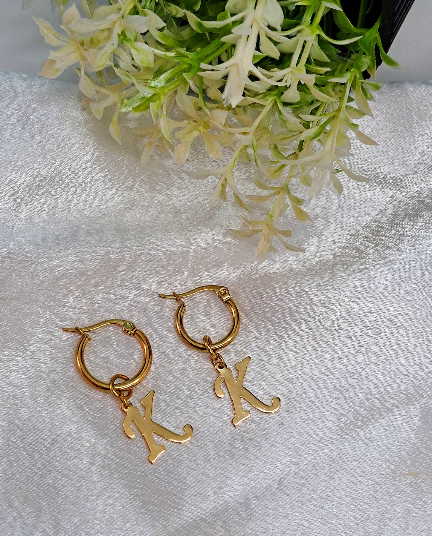 Initial gold hoop earrings(14 options)