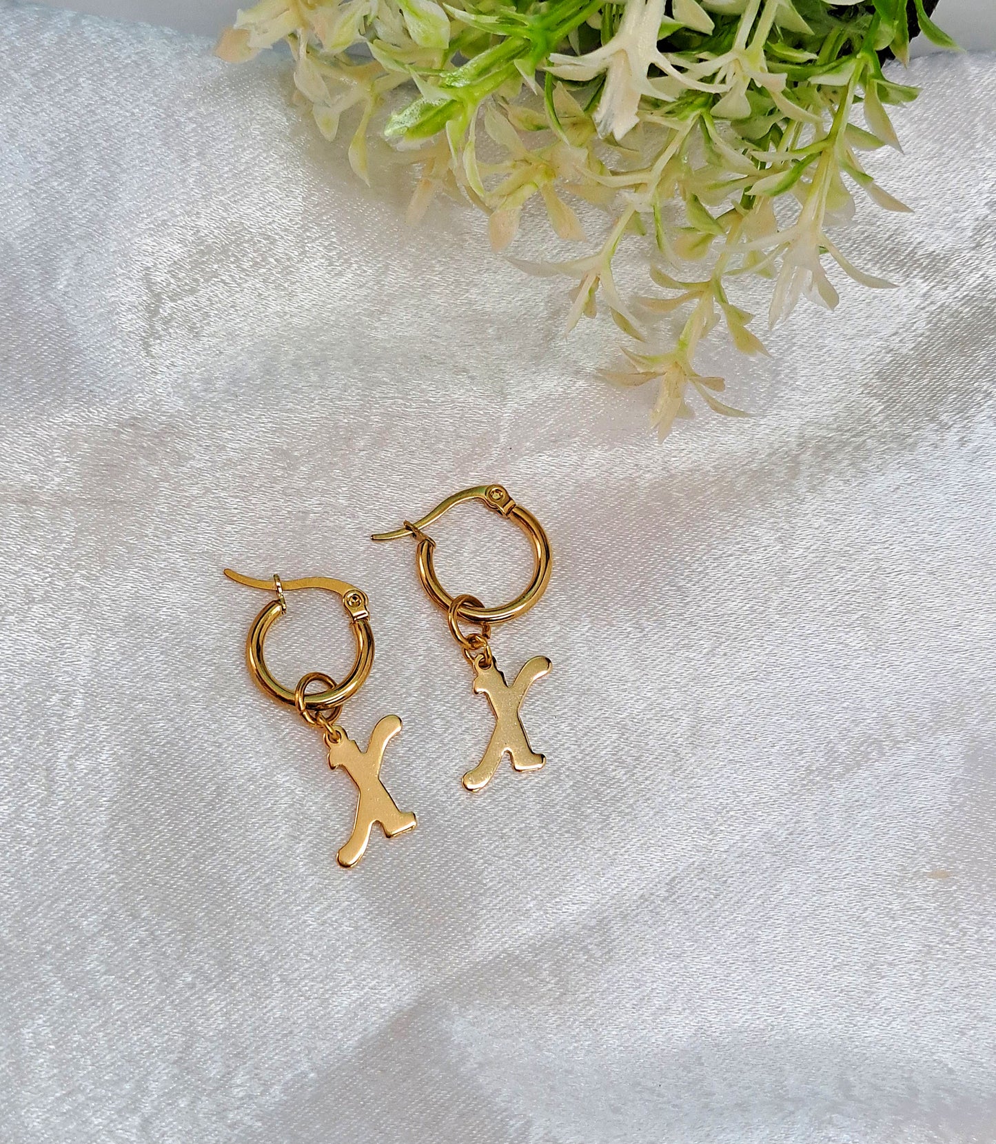 Initial gold hoop earrings(14 options)