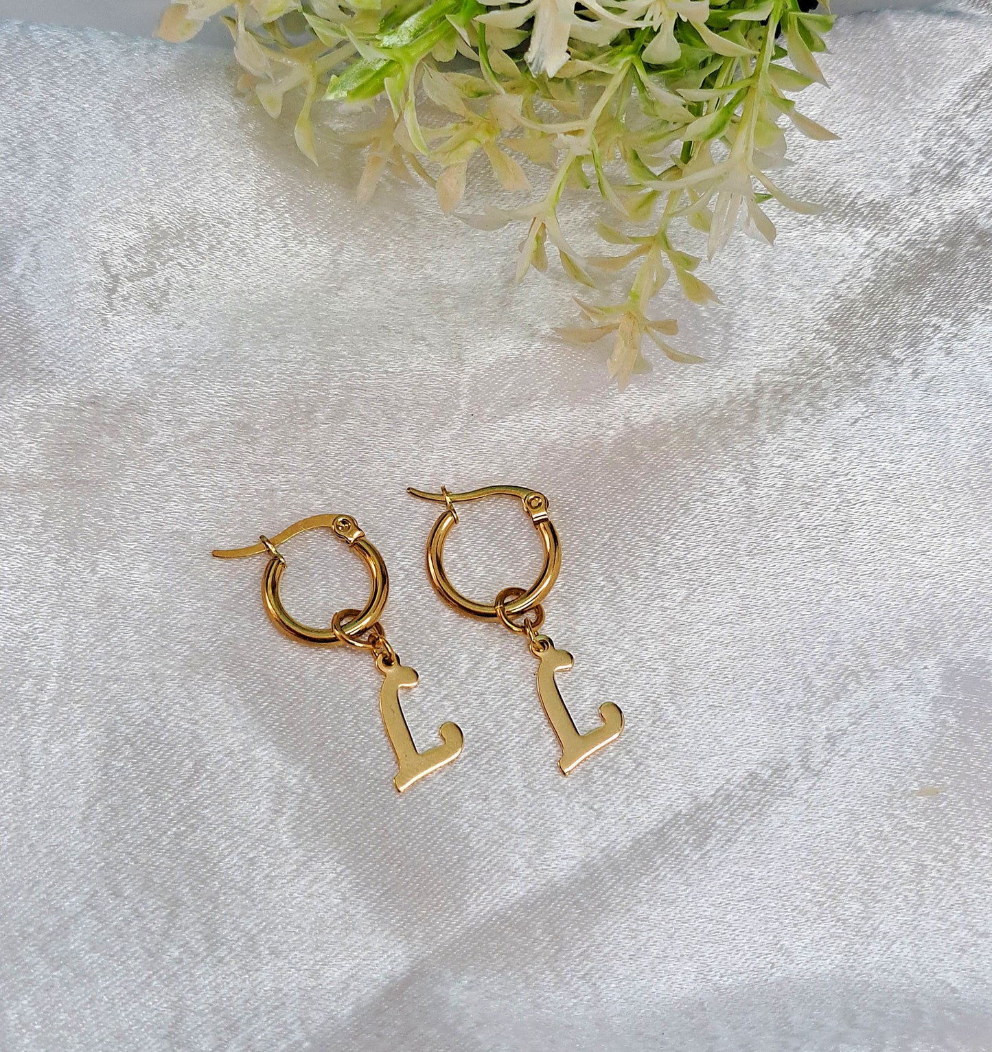 Initial gold hoop earrings(14 options)