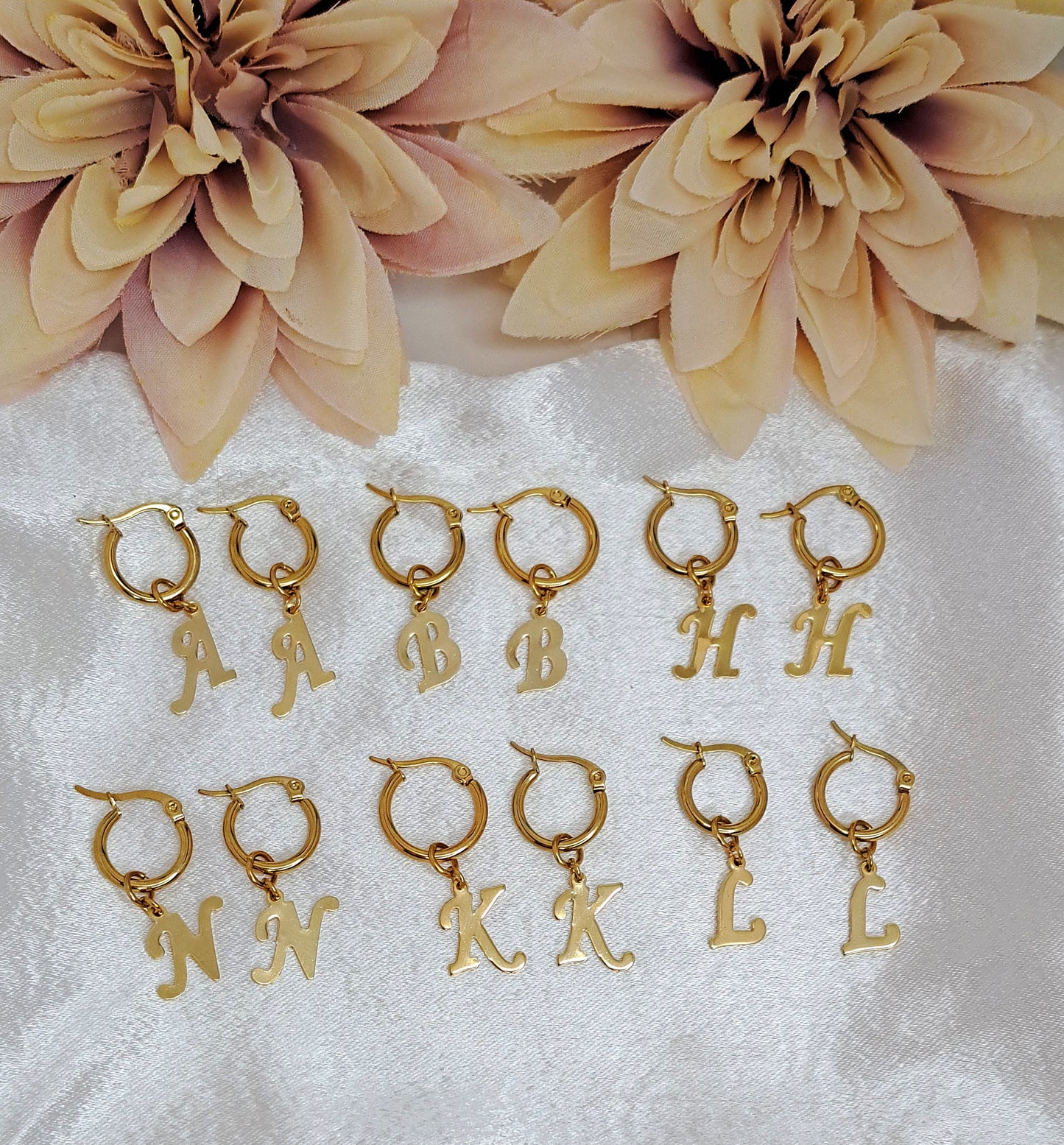 Initial gold hoop earrings(14 options)