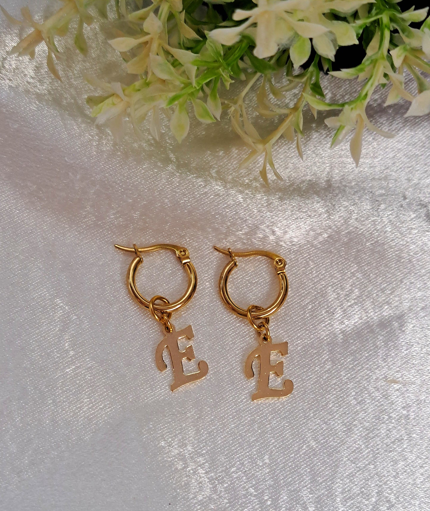 Initial gold hoop earrings(14 options)