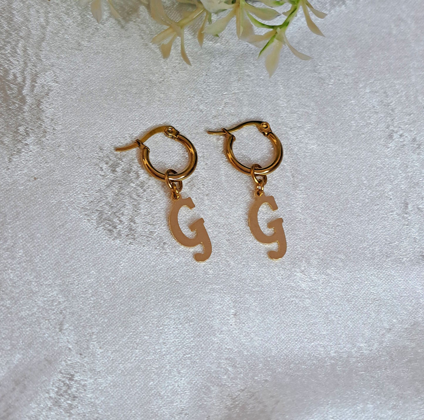 Initial gold hoop earrings(14 options)
