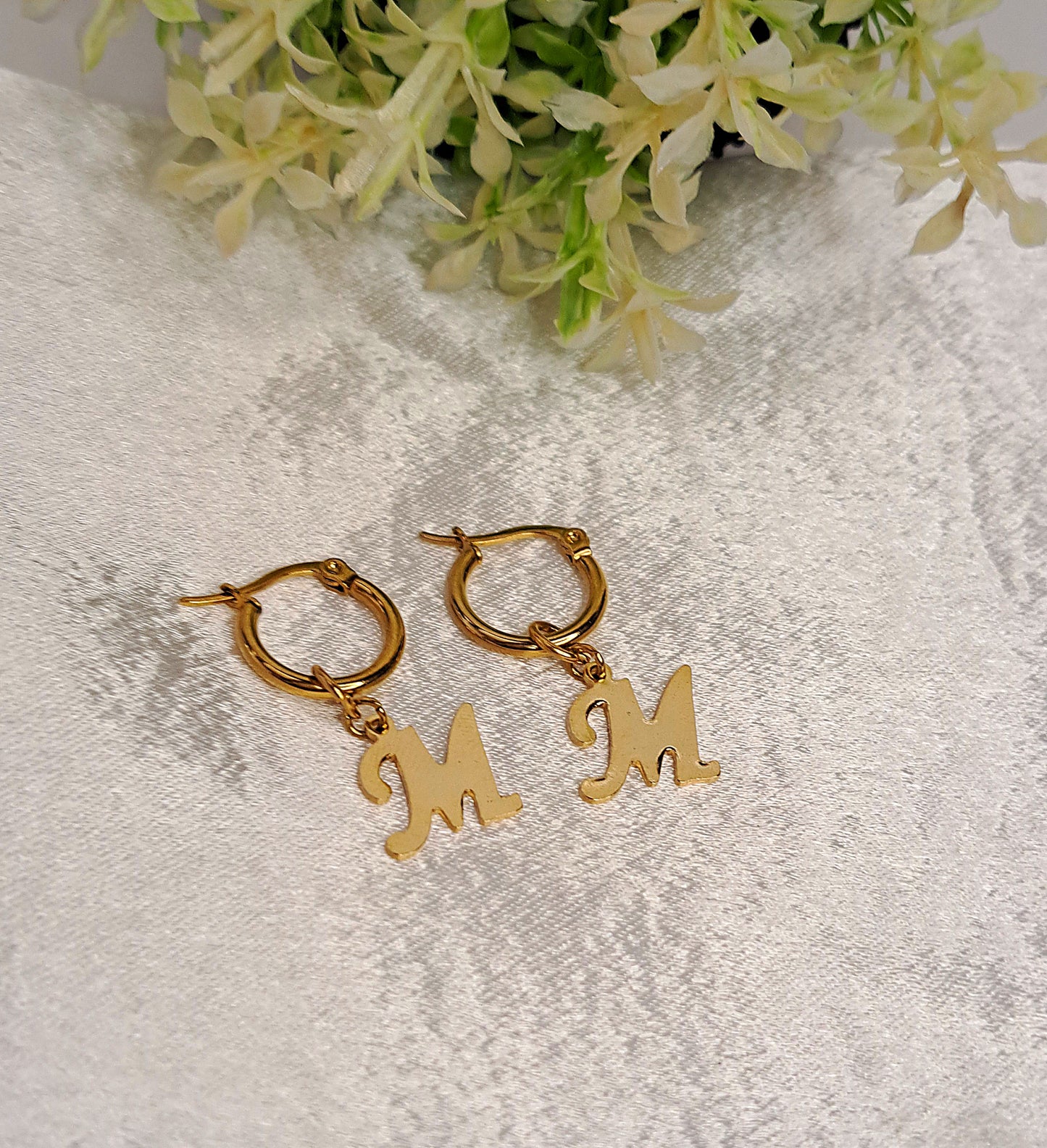 Initial gold hoop earrings(14 options)