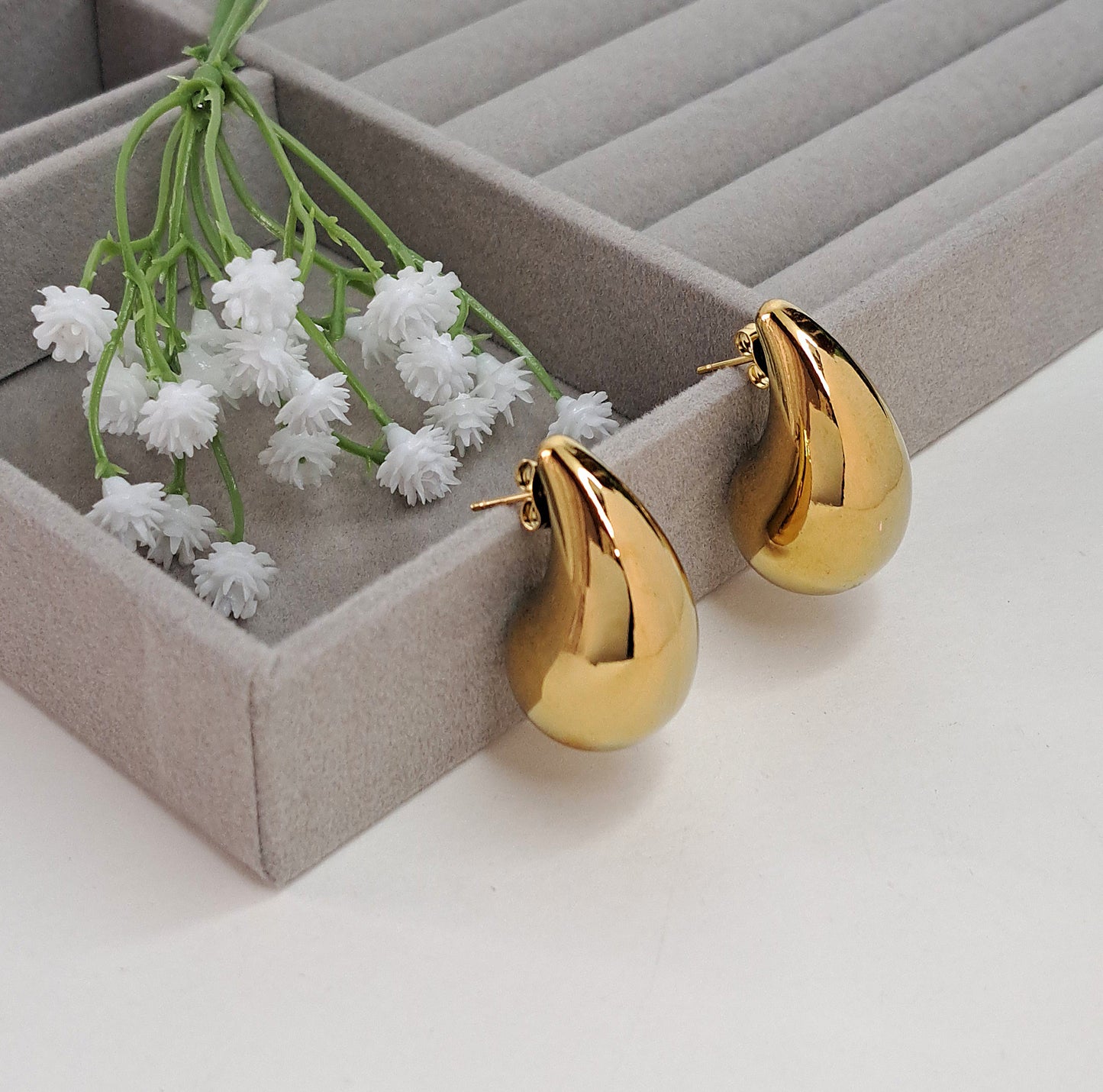 Dupe/Waterdroplet earrings gold