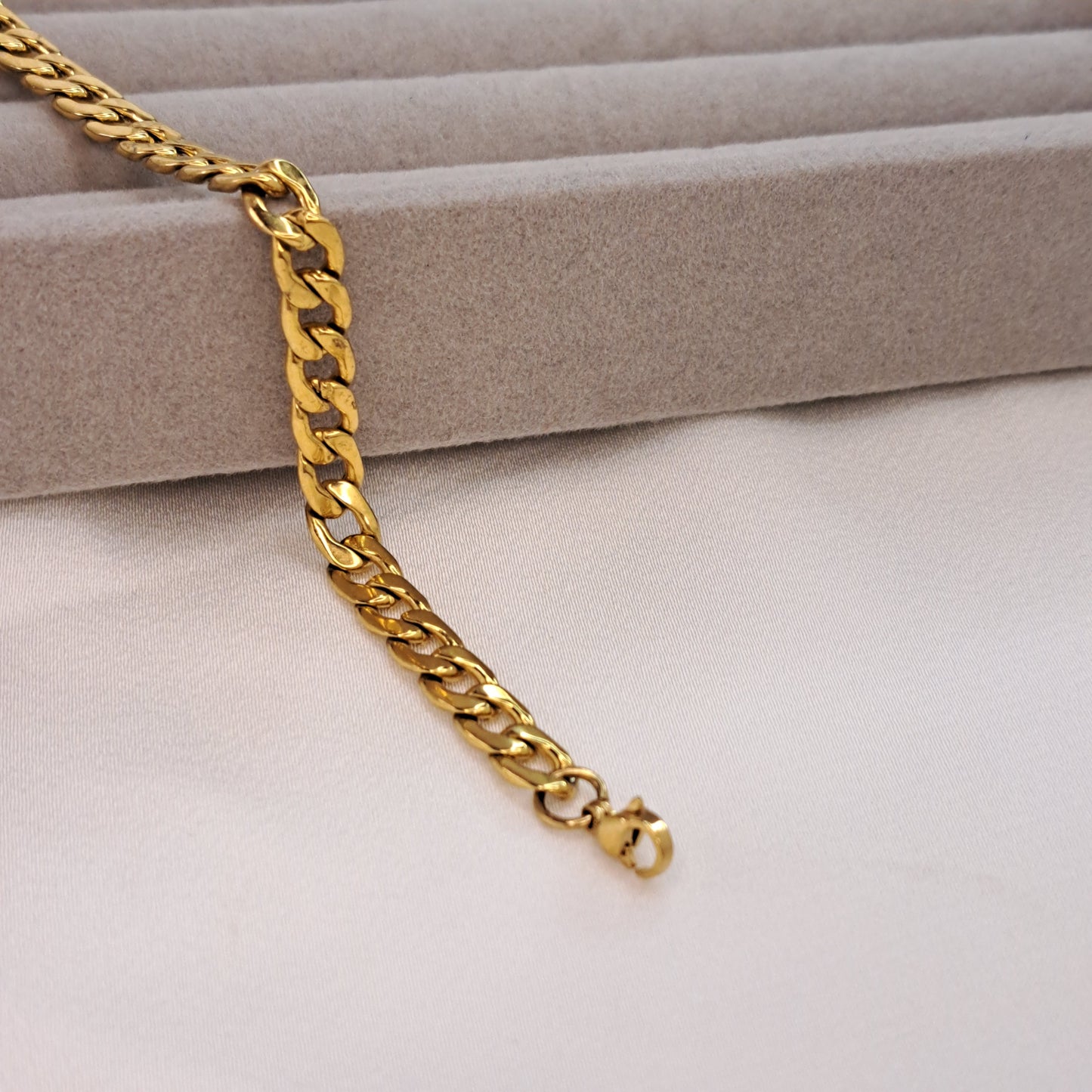 Gold Curb Chain Anklet Bracelet