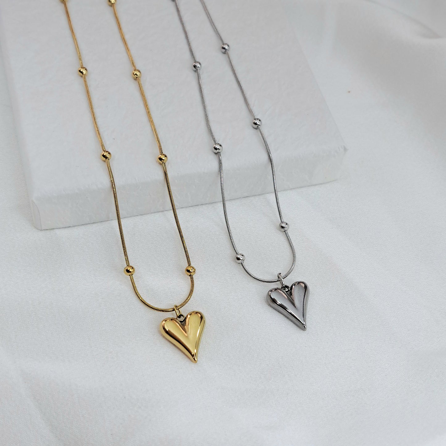 Heart Necklace (2 colours)