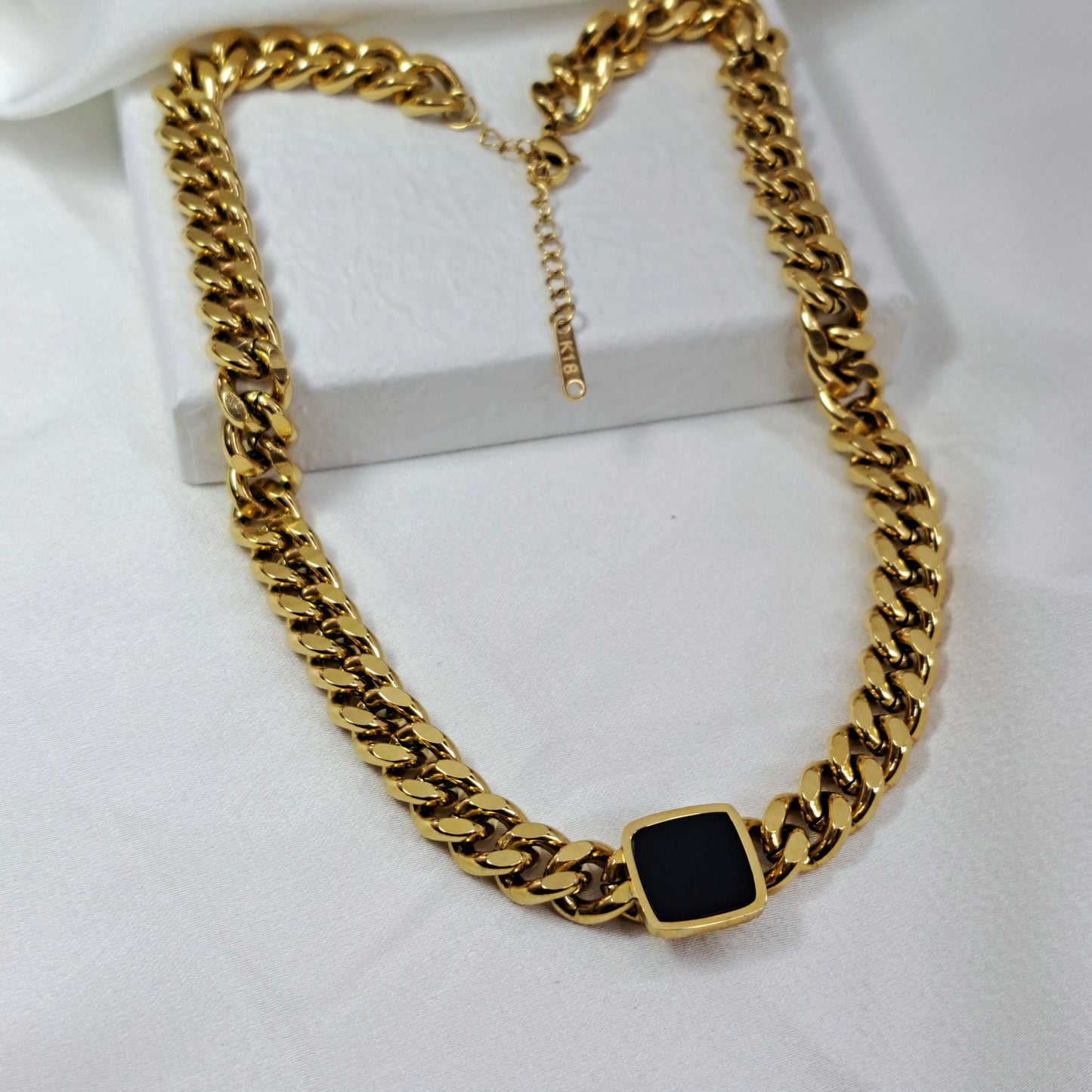 Big chain necklace (2 colours)