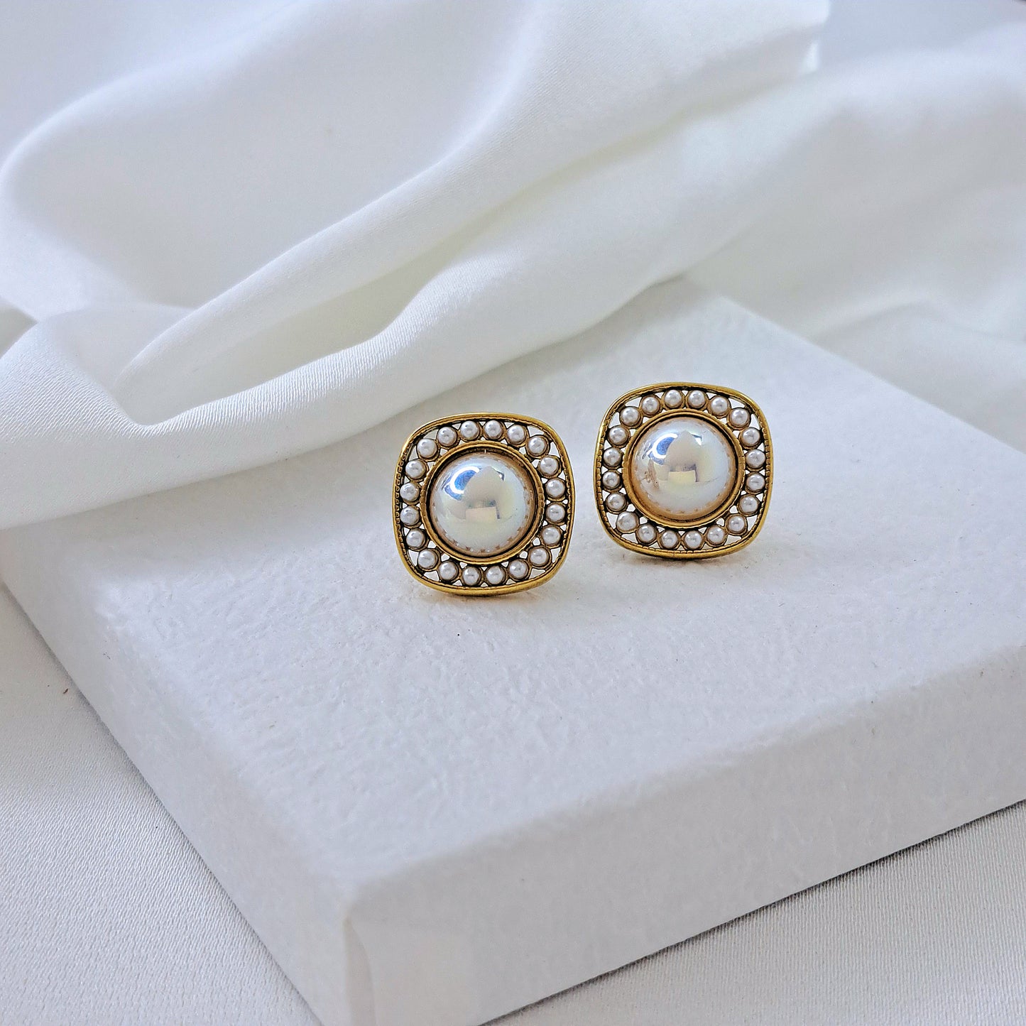Square Pearl Stud Earrings (2 colours)