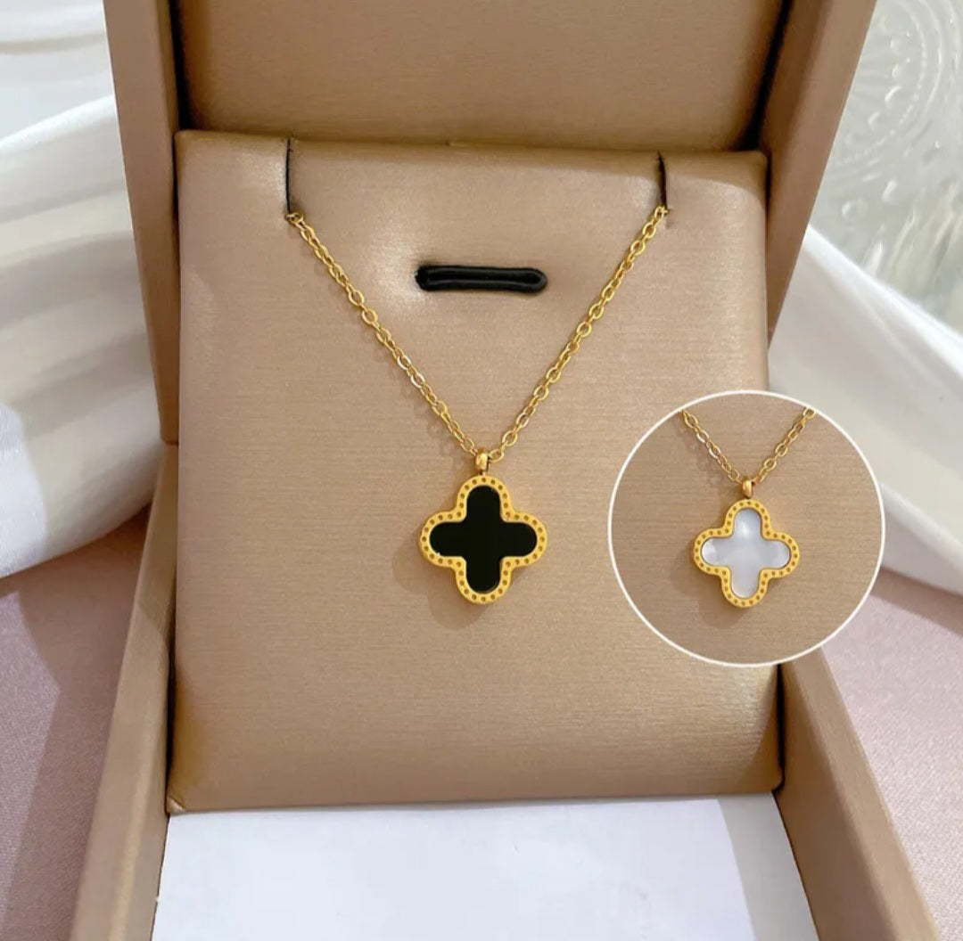 Two sided cross necklace (2 colours)