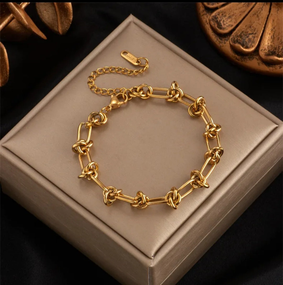 Gold Thorn Bracelet