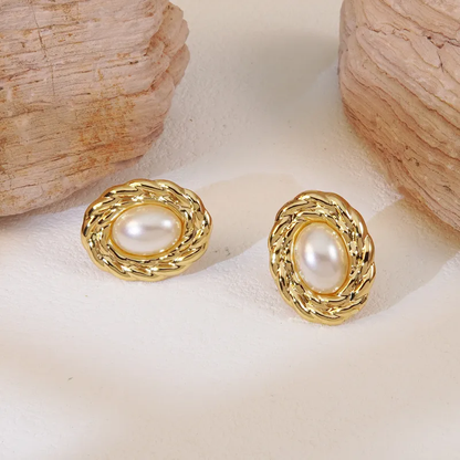 Oval Pearl Earrings