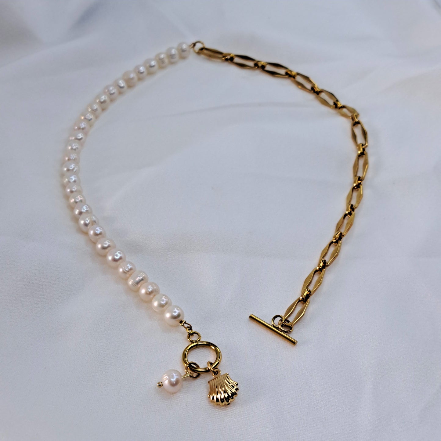 Lake Pearl and Chain Chocker Necklace