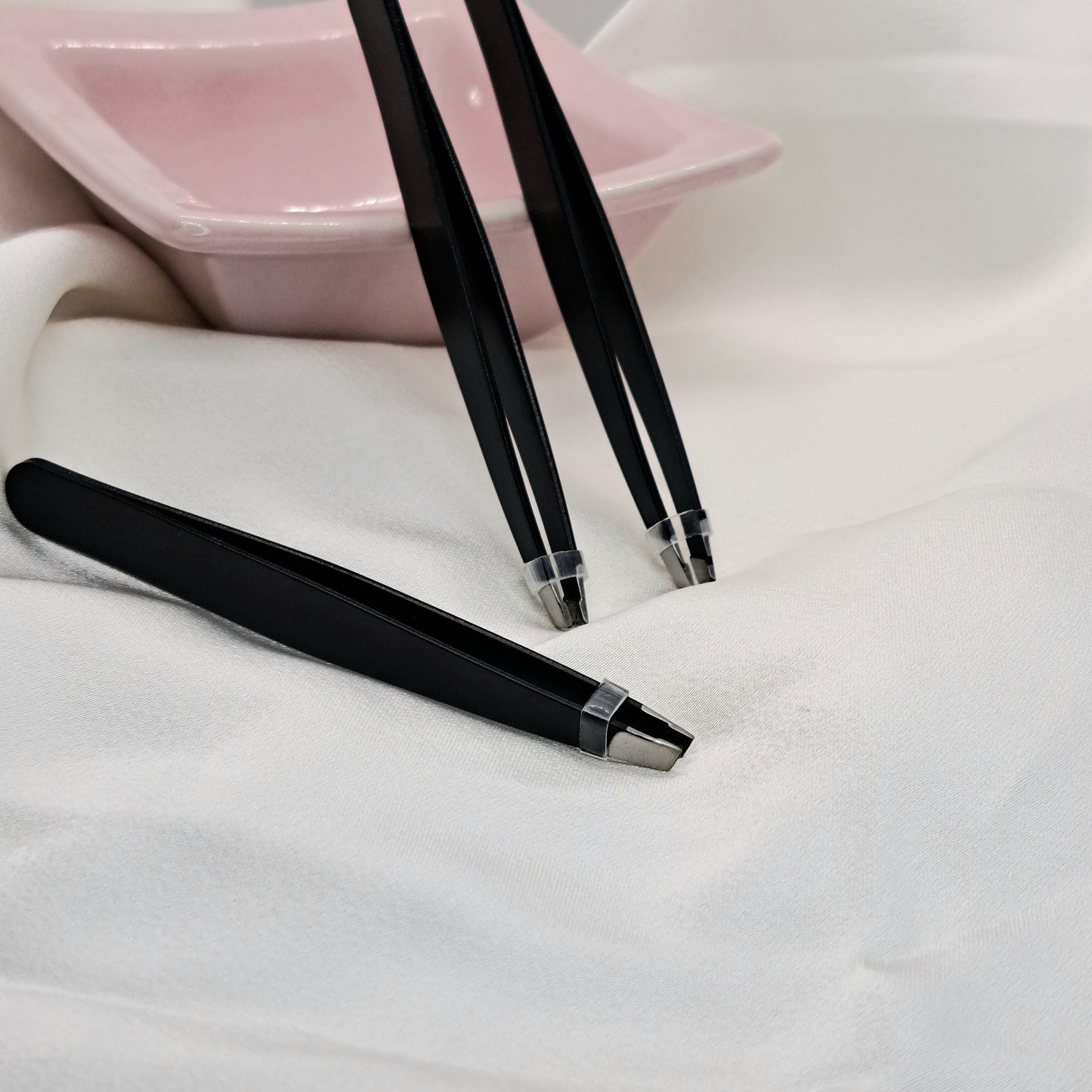 Black Stainless Steel Eyebrow Tweezers