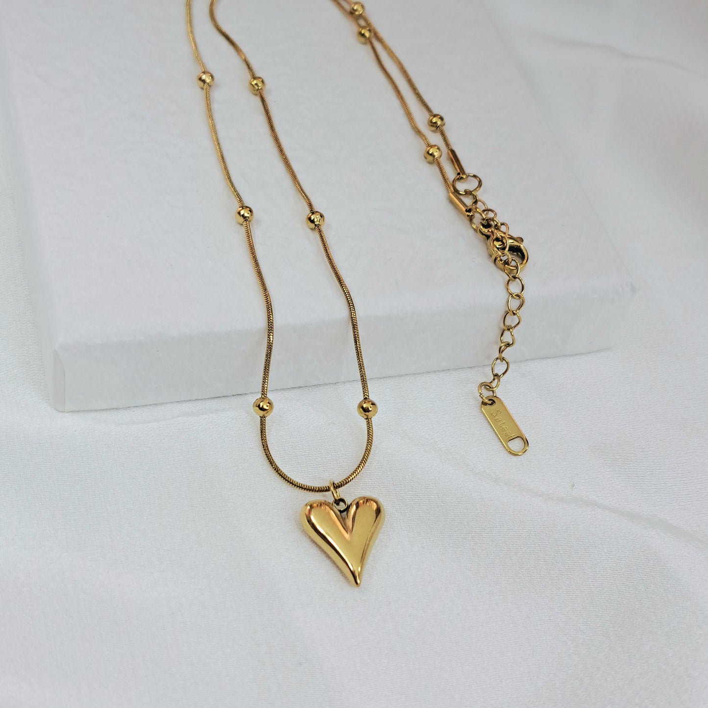 Heart Necklace (2 colours)