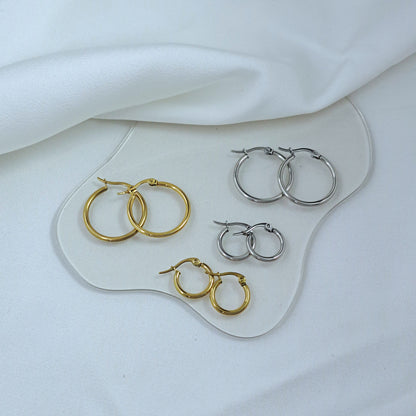 Simple hoops (2 sizes)