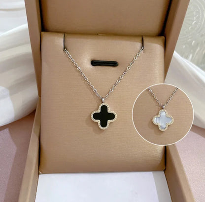 Two sided cross necklace (2 colours)