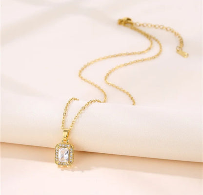 Square Diamond necklace