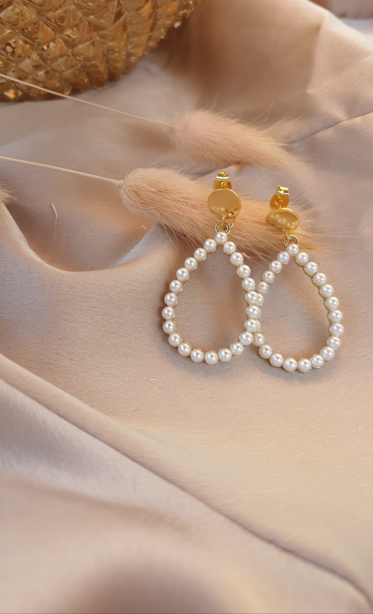 Pearl Drop Earrings Gold