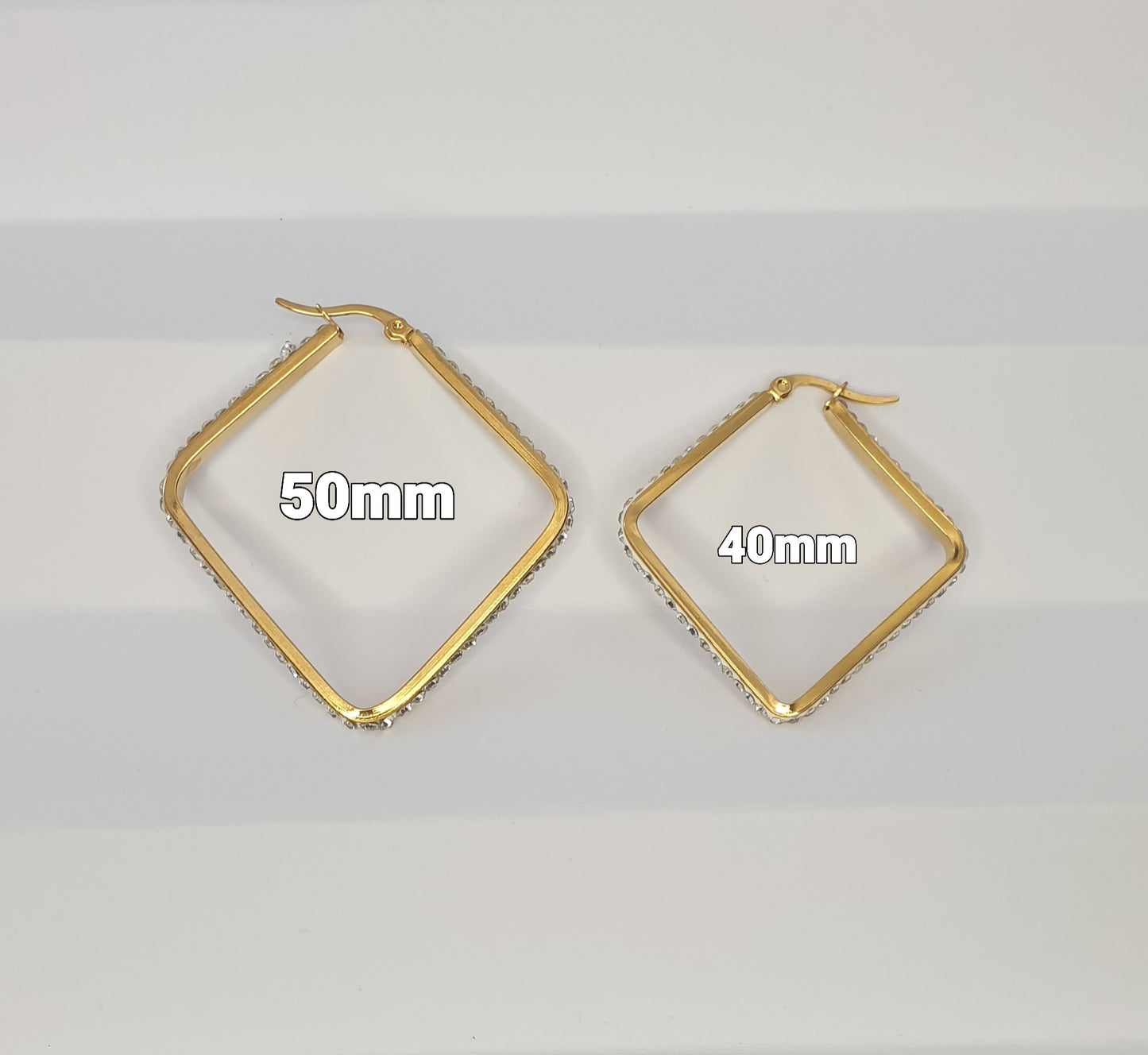 Rhinestone triangle earrings(2 sizes)