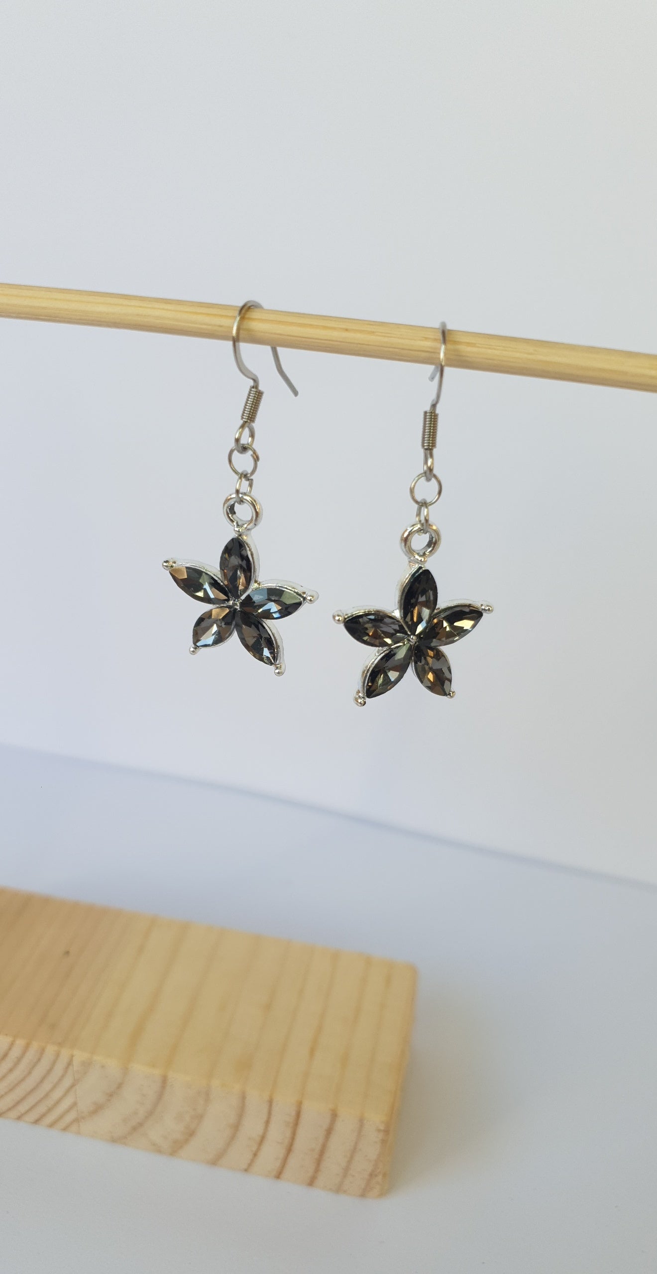 Black Diamond Flower earrings